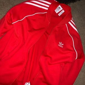 Adidas tracksuit large